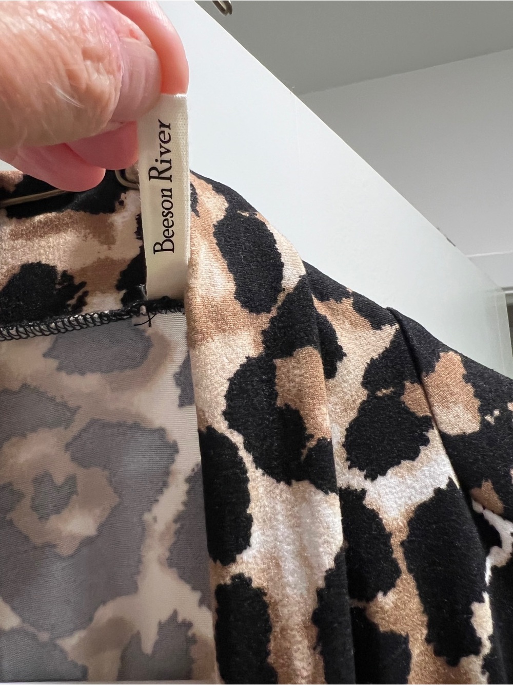 Beeson River Leopard Print Open Cardigan - Black, Beige, Tan size Large - Picture 6 of 6